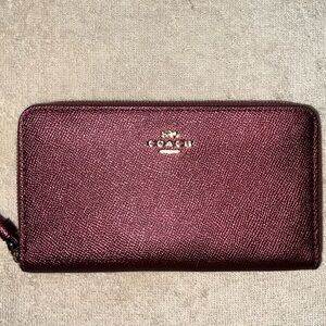 Coach Bifold Zipper Wallet